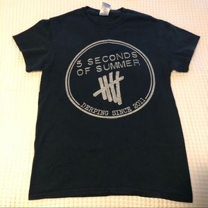5SOS Official T-shirt Merch